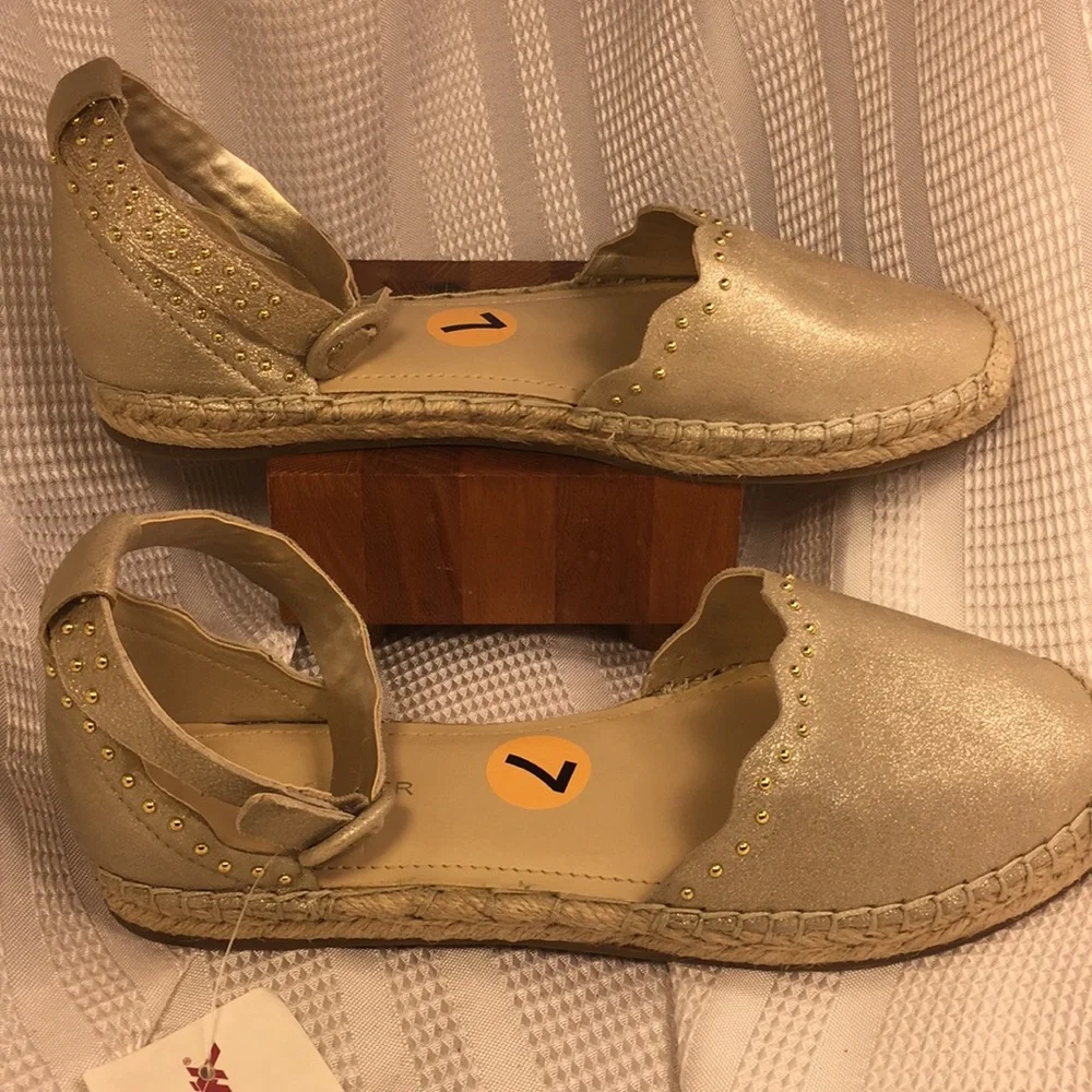 NWT Marc Fisher leather espadrilles ankle strap